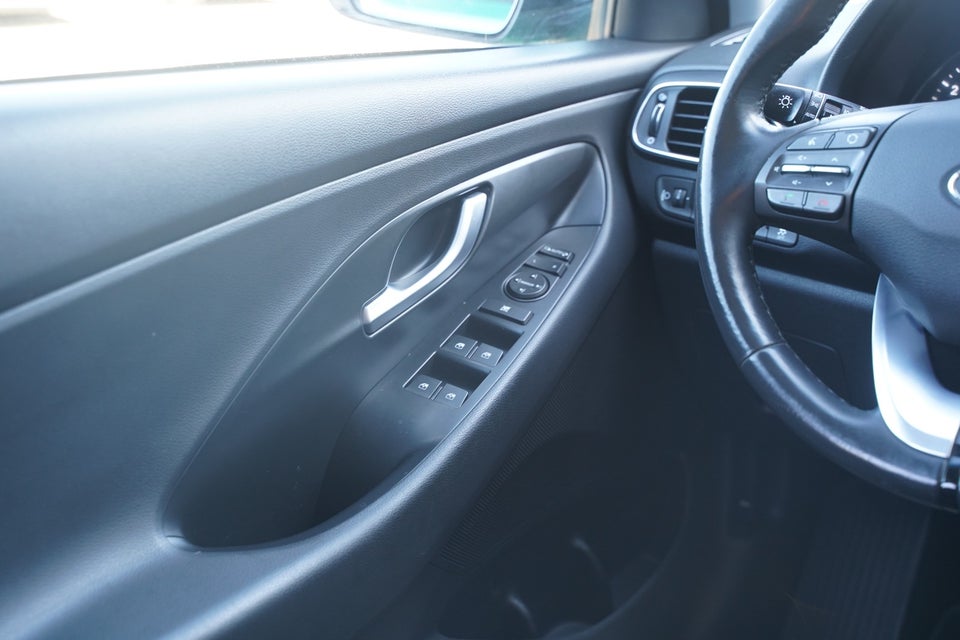 Hyundai i30 1,0 T-GDi Trend stc. 5d