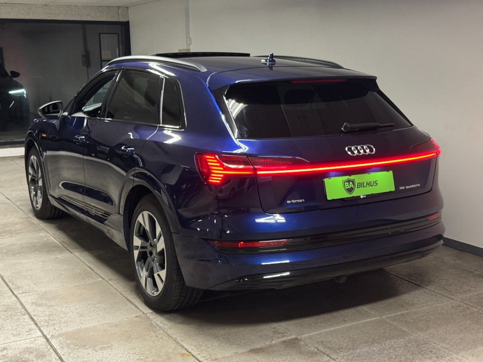 Audi e-tron 55 S-line quattro 5d