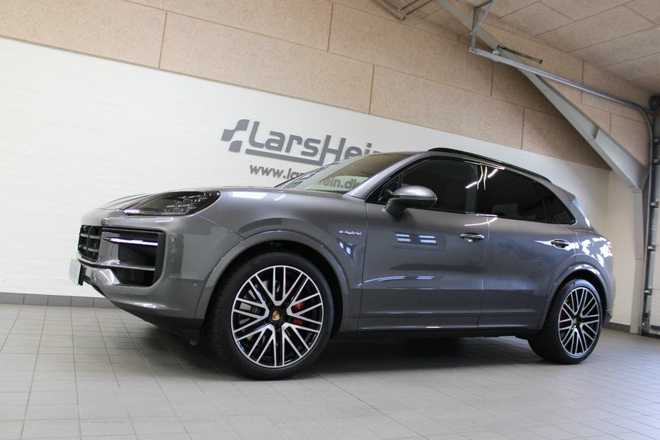Porsche Cayenne S 3,0 E-Hybrid Tiptr. 5d