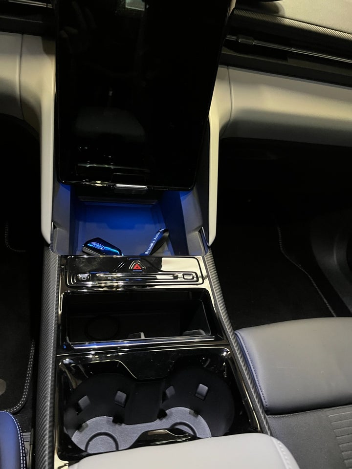 Ford Explorer 84 Select Extended Range AWD 5d