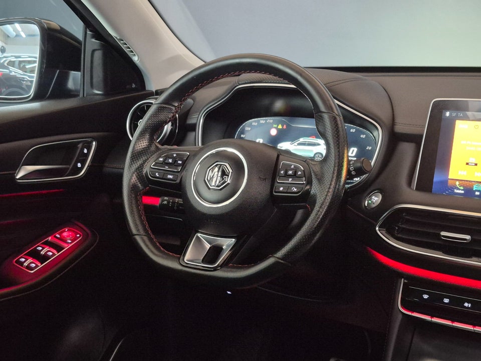 MG EHS 1,5 PHEV Luxury 5d