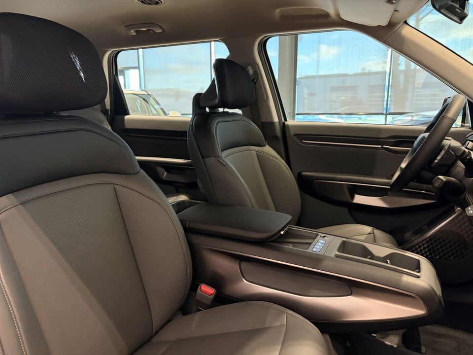 Kia EV9 76 Standard Range Upgrade RWD 7prs 5d