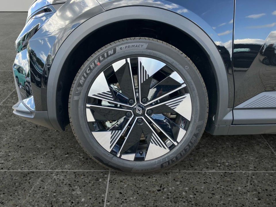 Renault Scenic E-Tech 60 Techno 5d
