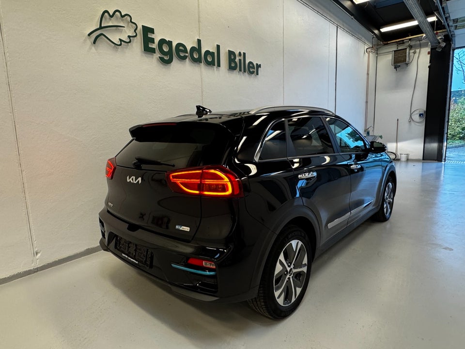 Kia Niro 64 EV Prestige 5d