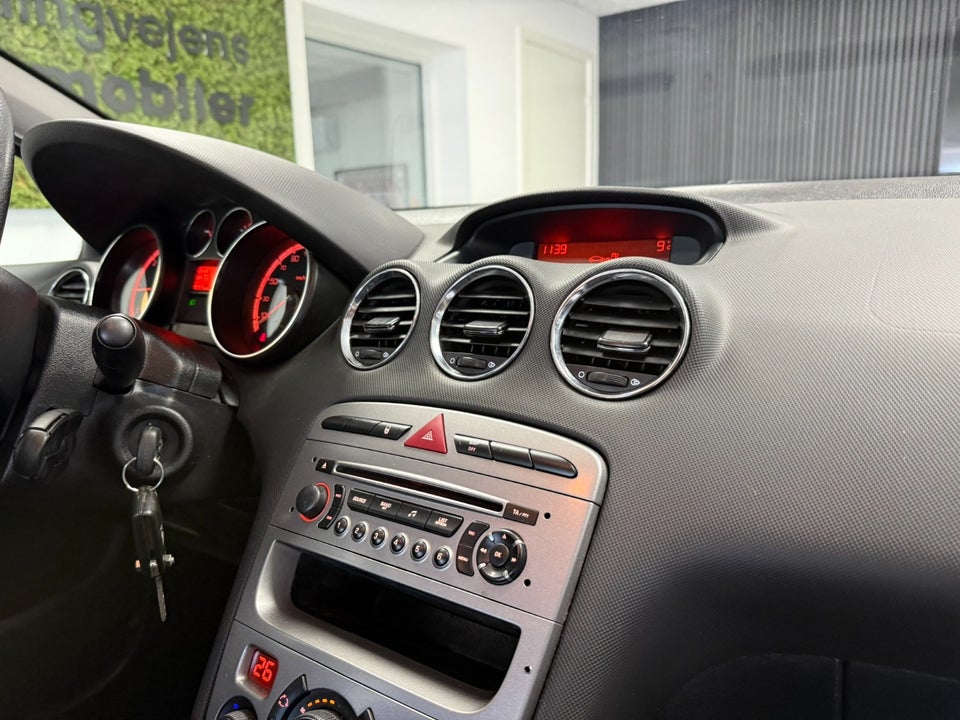 Peugeot 308 1,6 HDi 92 Access stc. 5d