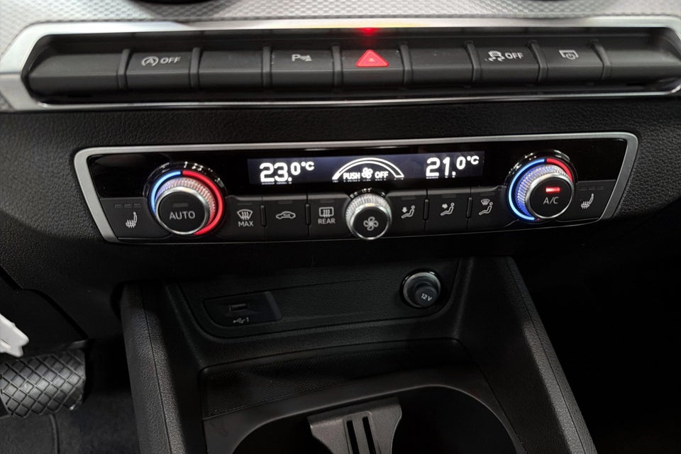 Audi Q2 35 TFSi Prestige S-tr. 5d