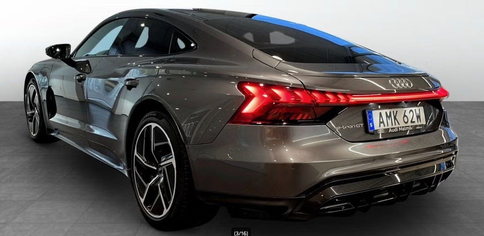 Audi e-tron GT quattro 4d