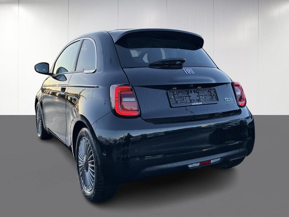 Fiat 500e 42 Icon 3+1 4d