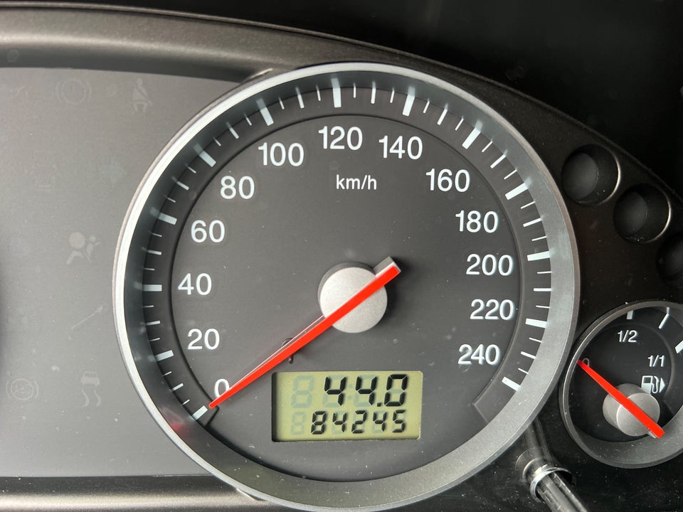 Ford Mondeo 2,0 145 Trend 5d