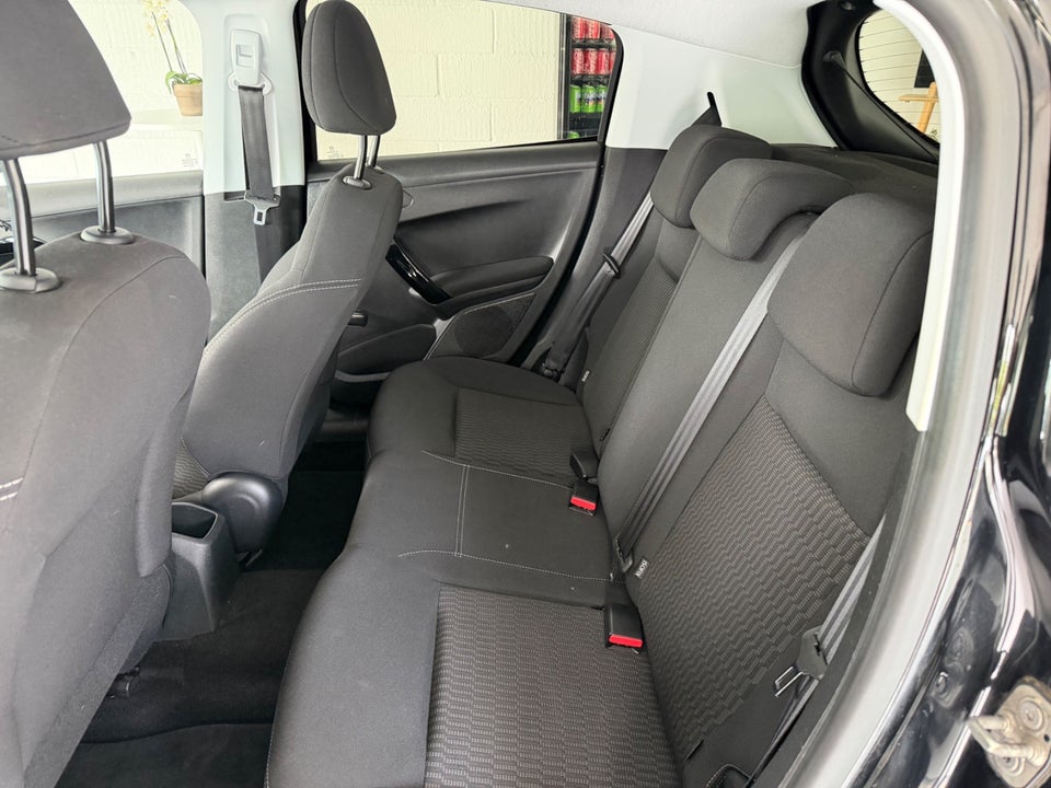 Peugeot 208 1,6 BlueHDi 100 Envy 5d