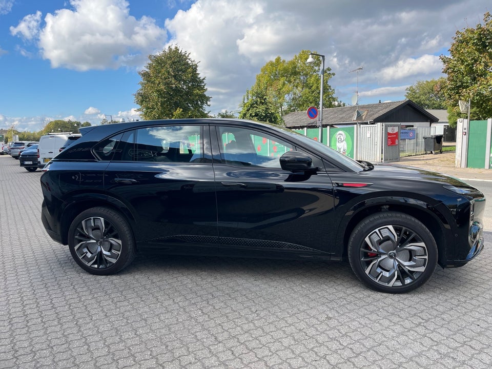 Hongqi EHS7 111 Exclusive 5d