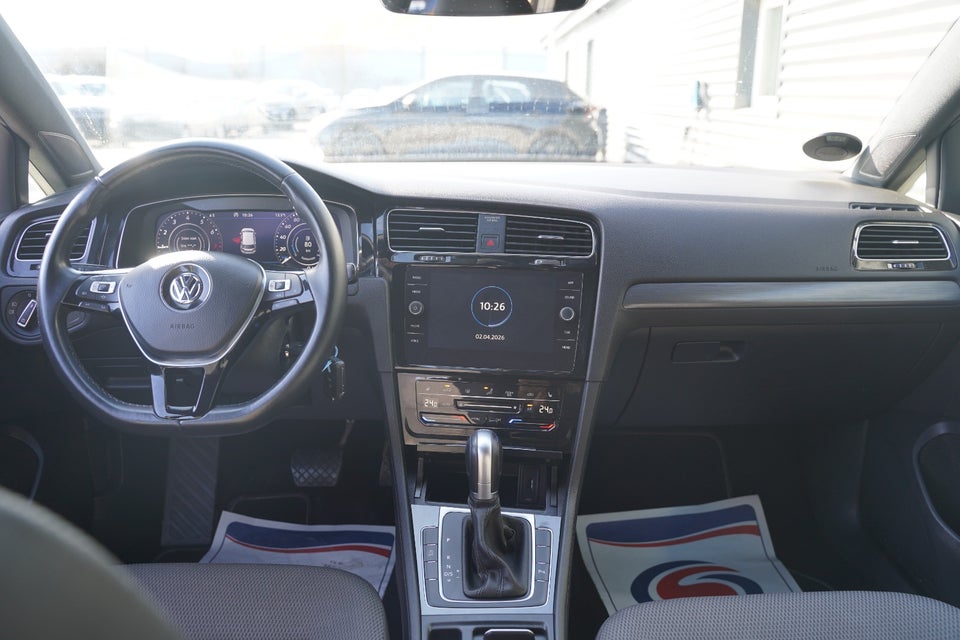 VW Golf VII 1,5 TSi 130 Comfortline DSG 5d