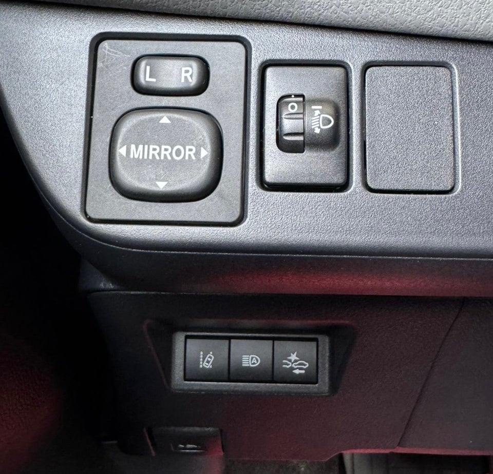 Toyota Yaris 1,5 Hybrid H2 Premium e-CVT 5d