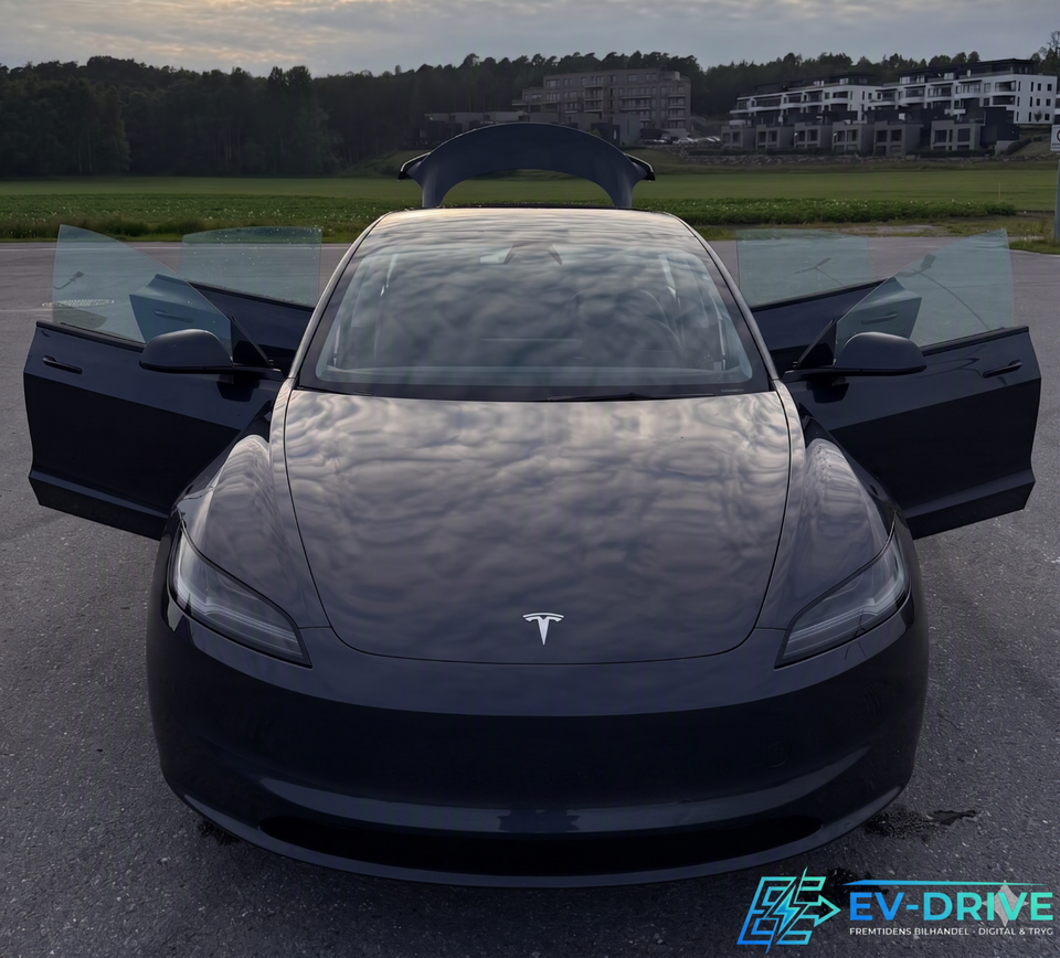 Tesla Model 3 RWD 4d