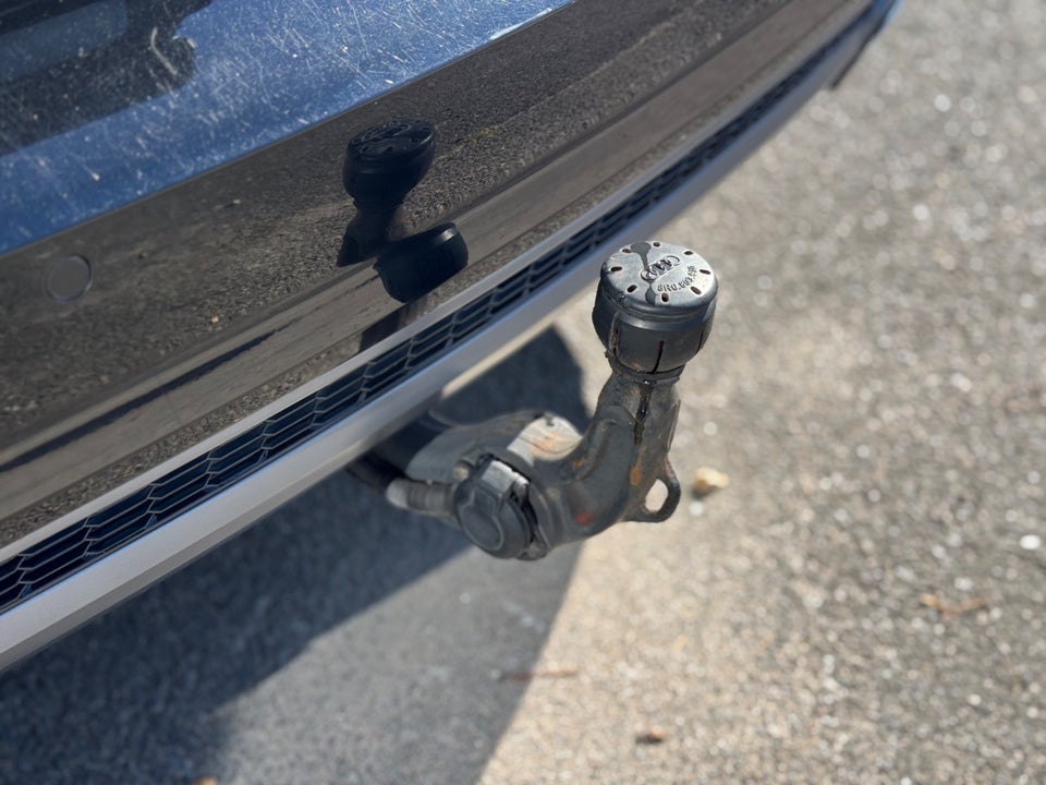 Audi A6 3,0 TDi 218 S-line Avant S-tr. 5d
