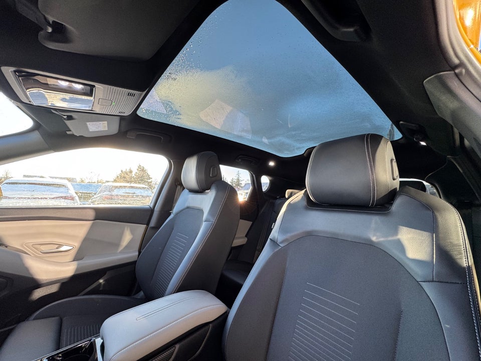 Ford Capri 82 Premium Extended Range 5d