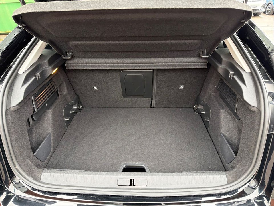 Citroën ë-C4 50 Shine 5d