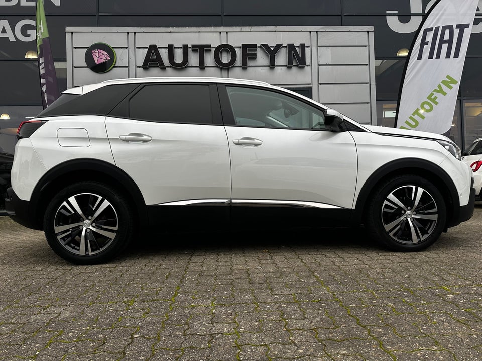 Peugeot 3008 1,2 e-THP 130 Allure EAT6 5d