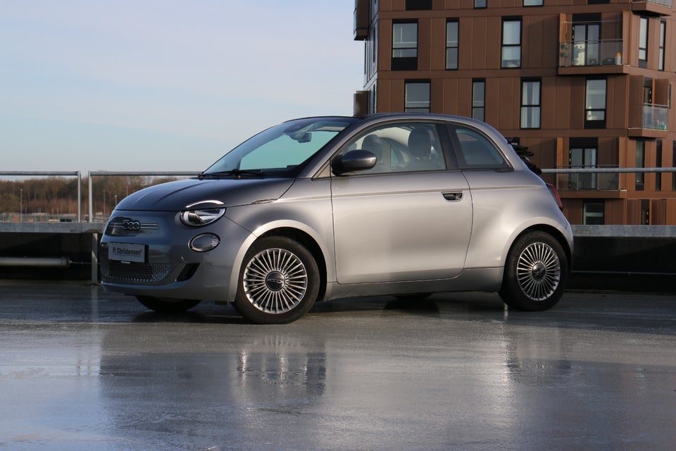 Fiat 500e 42 Icon Cabrio 2d