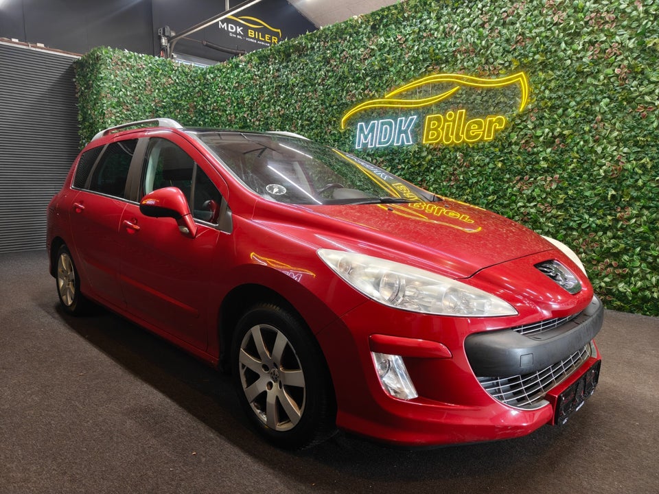 Peugeot 308 1,6 VTi Envy stc. 5d