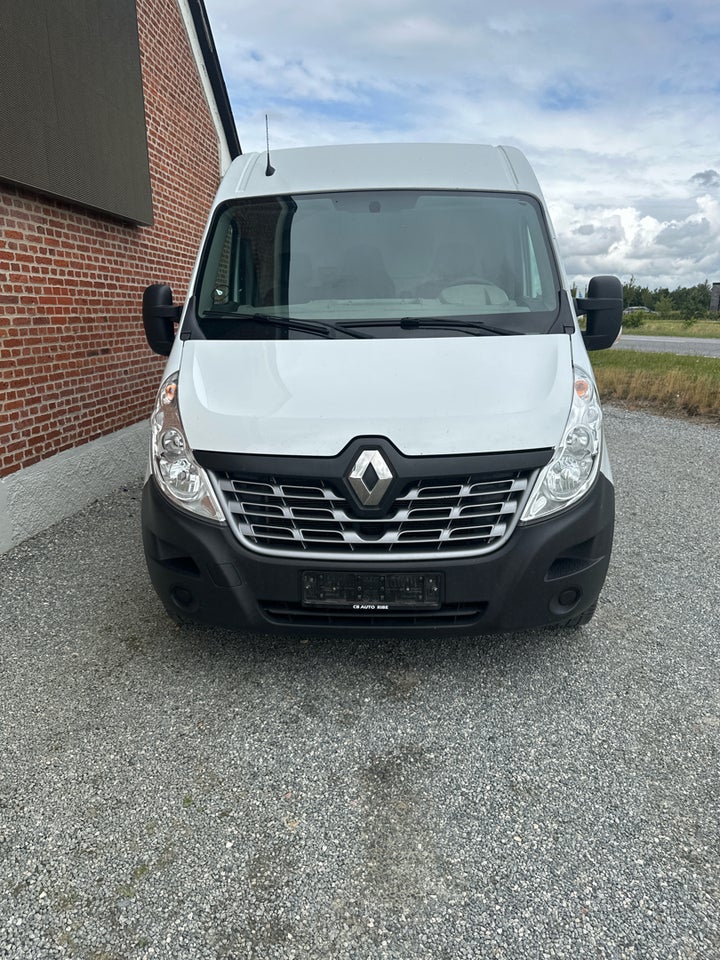 Renault Master III T35 2,3 dCi 170 L2H2 Kassevogn