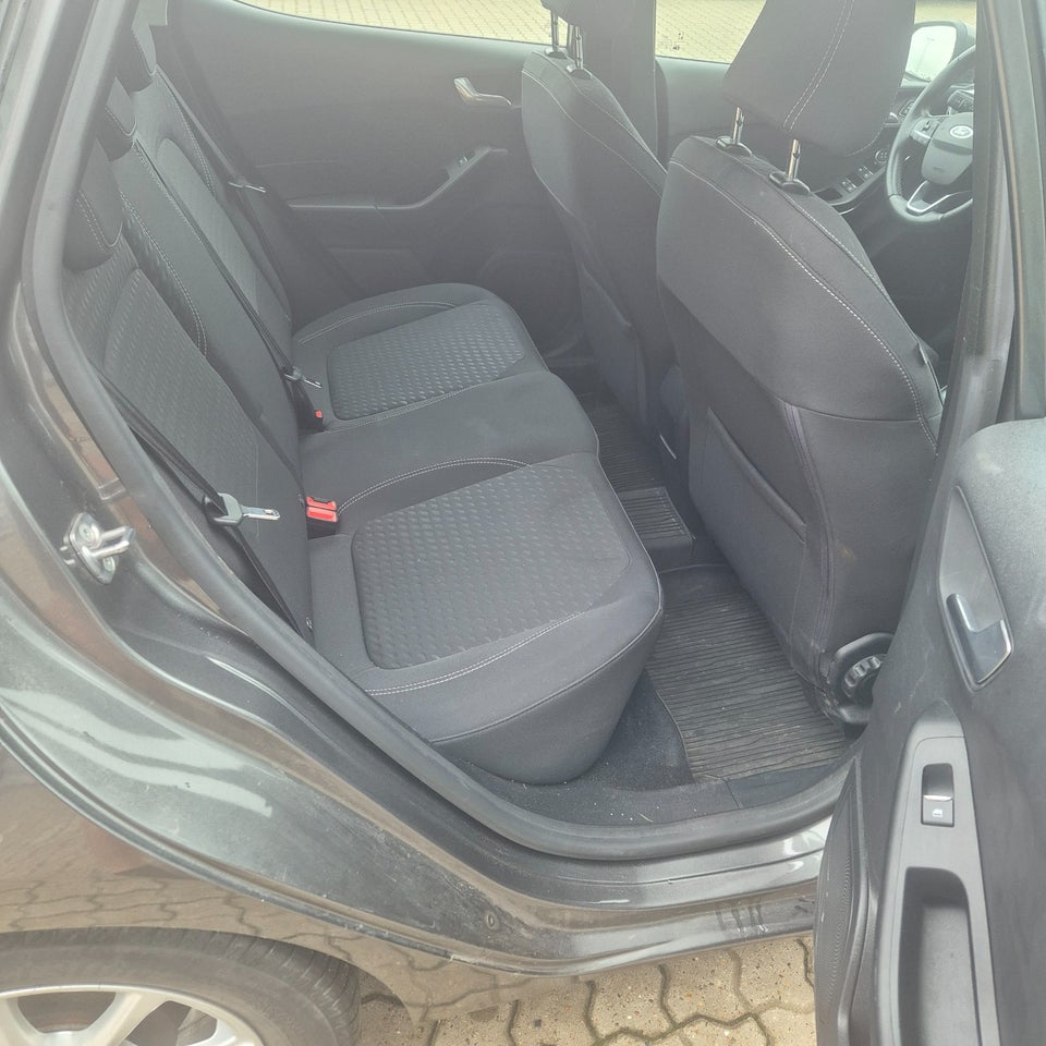 Ford Fiesta 1,0 EcoBoost mHEV Titanium 5d