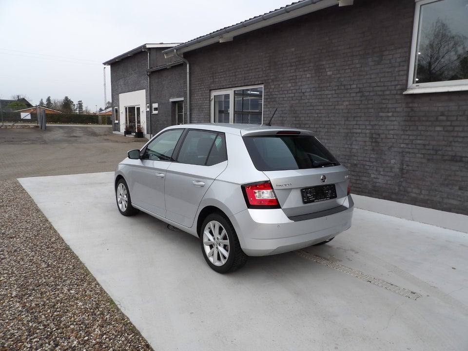 Skoda Fabia 1,2 TSi 110 Ambition DSG 5d