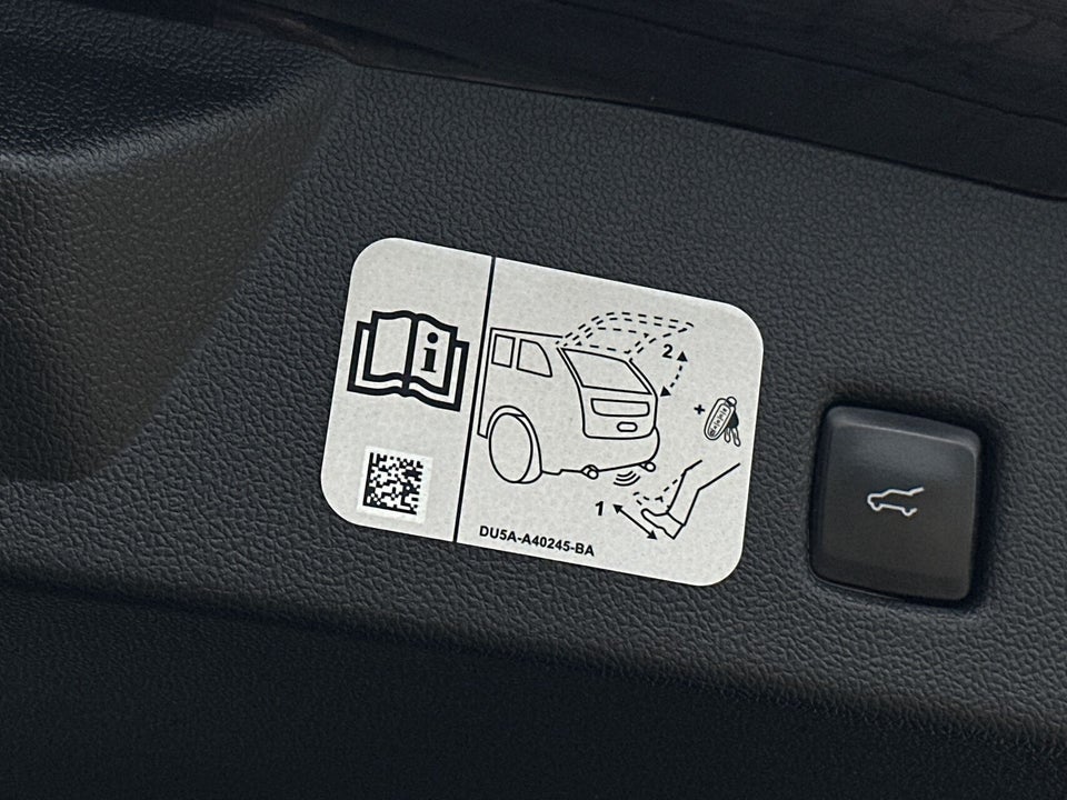 Ford Kuga 2,5 PHEV ST-Line X CVT 5d