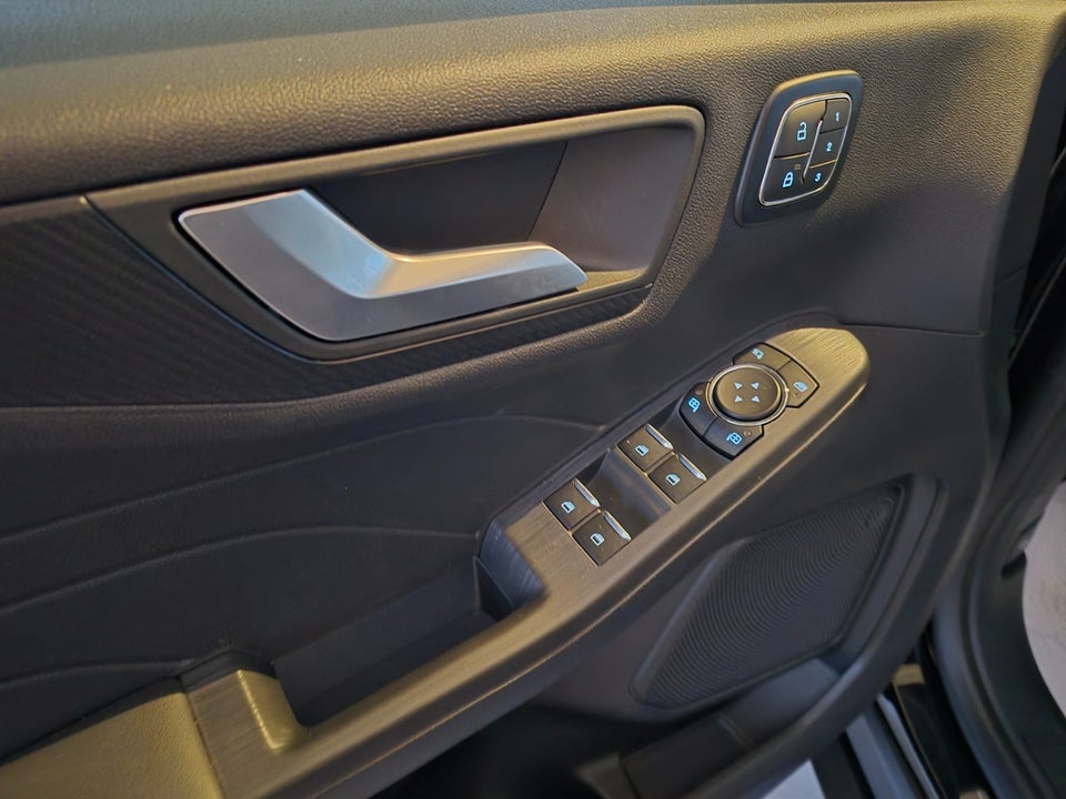 Ford Kuga 2,5 PHEV ST-Line X CVT 5d