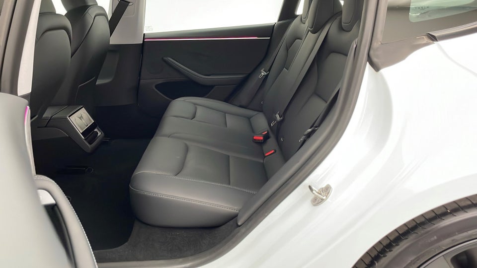 Tesla Model 3 Long Range AWD 4d