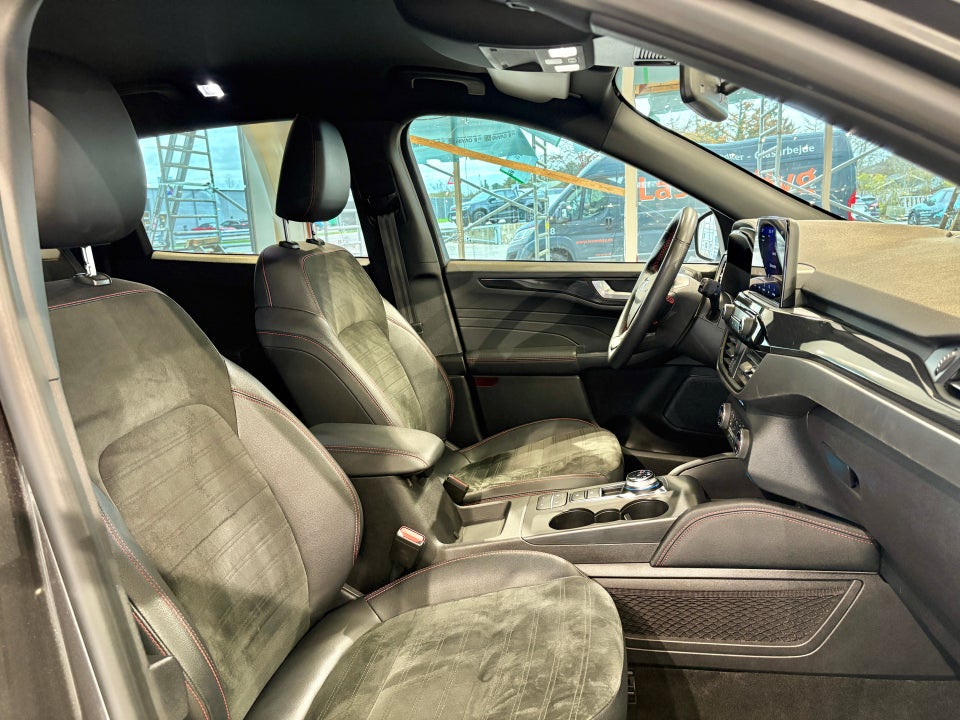 Ford Kuga 2,5 PHEV ST-Line X CVT 5d