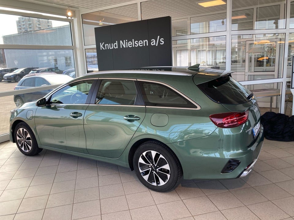Kia Ceed 1,6 PHEV Prestige SW DCT 5d