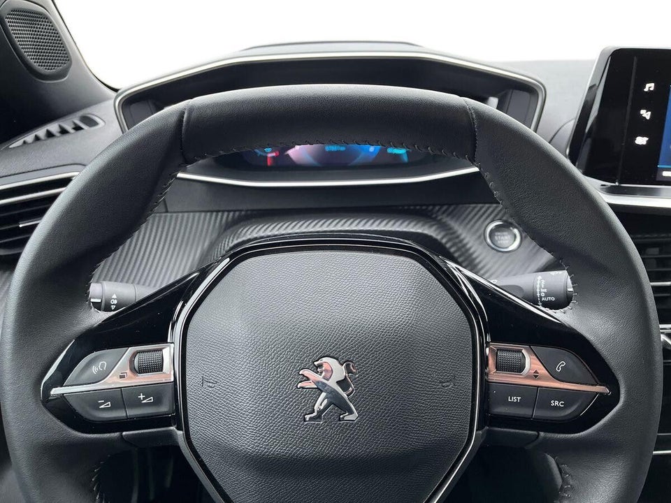 Peugeot 2008 1,2 PureTech 130 Allure Pack 5d