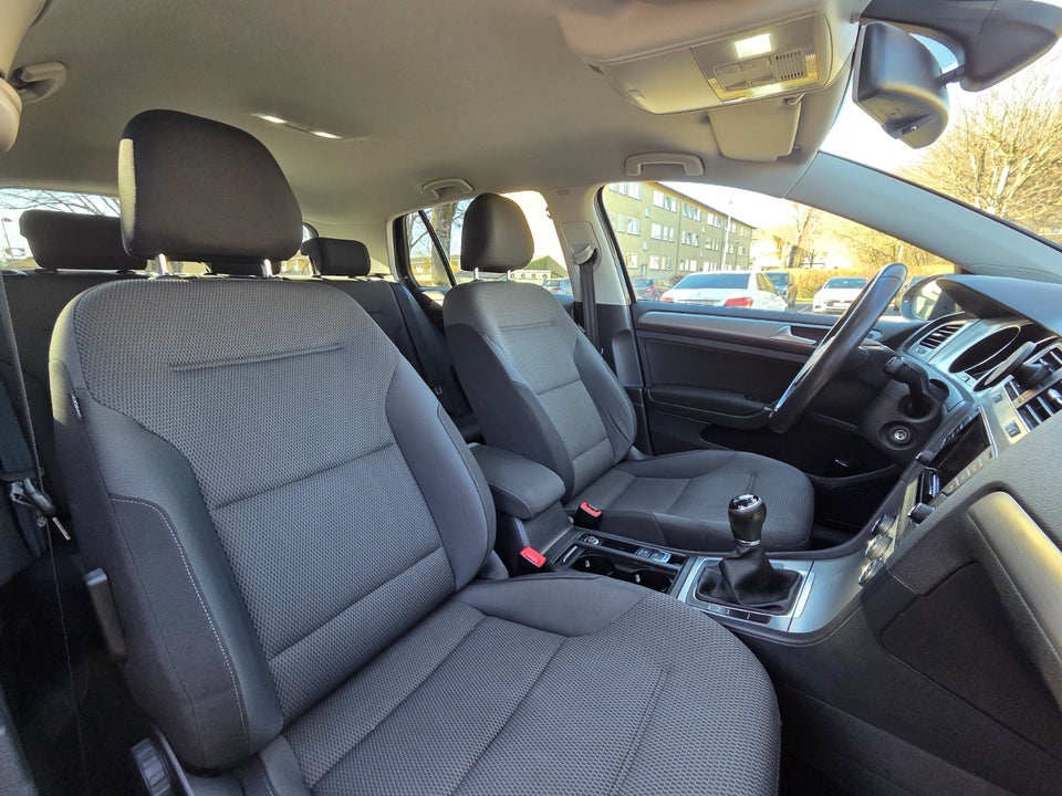 VW Golf VII 1,4 TSi 122 Comfortline BMT 5d