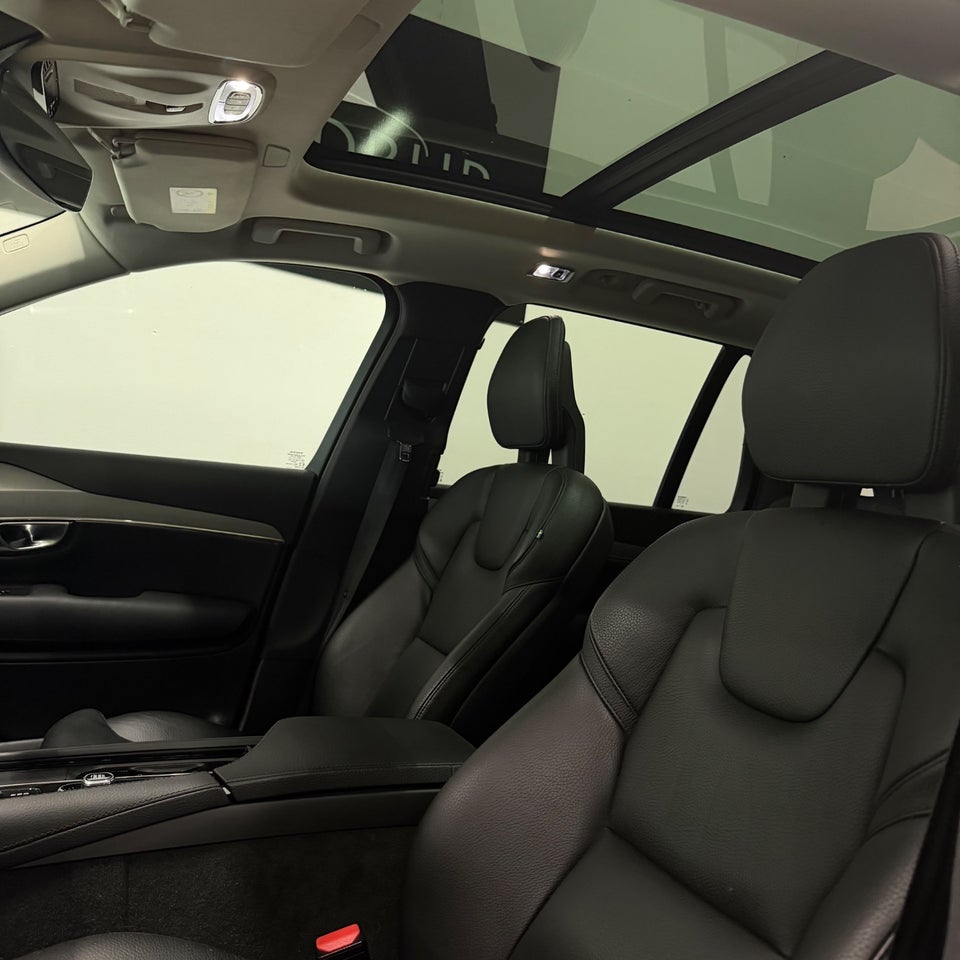 Volvo XC90 2,0 T8 ReCharge R-Design aut. AWD 7prs 5d