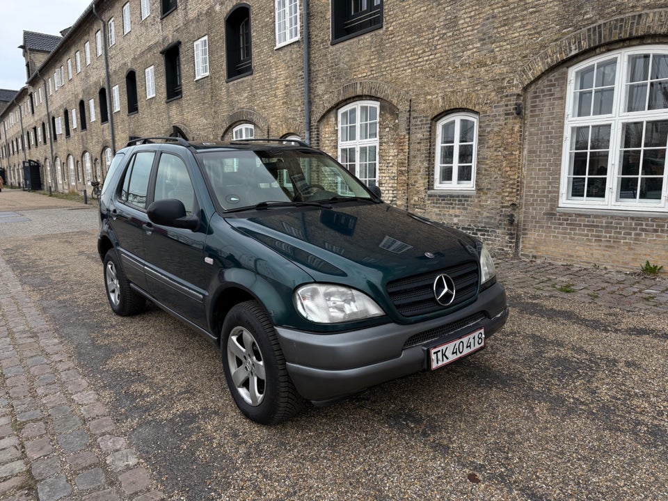 Mercedes ML320 3,2 aut. 5d