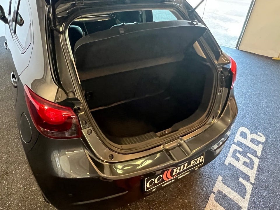 Mazda 2 1,5 SkyActiv-G 90 Niseko aut. 5d