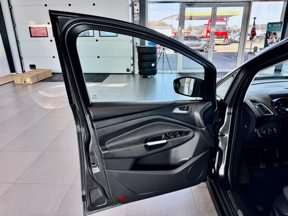 Ford C-MAX 1,0 SCTi 125 Titanium 5d