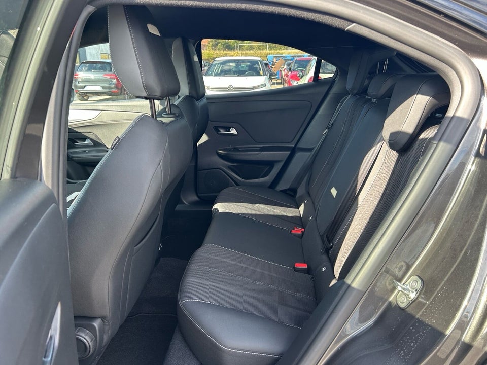 Opel Mokka 1,2 T 130 Black aut. 5d