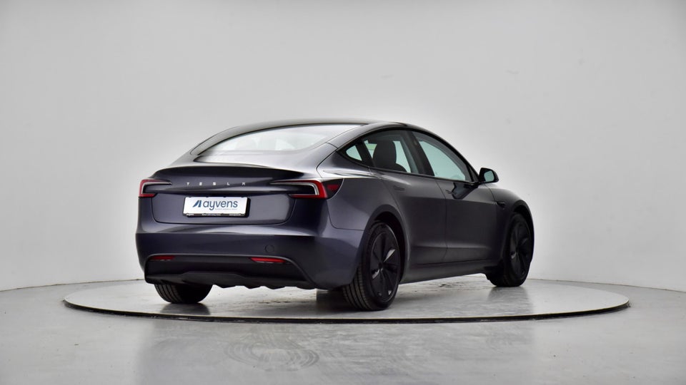 Tesla Model 3 RWD 4d