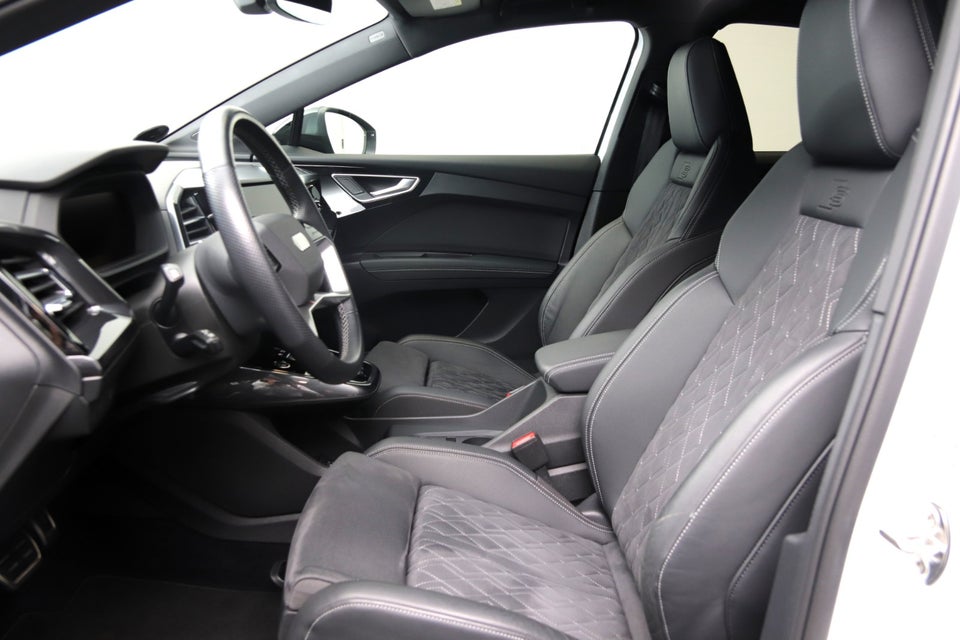 Audi Q4 e-tron 35 S-line Sportback 5d