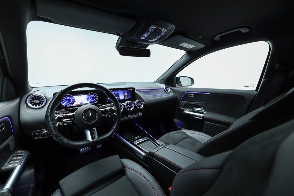 Mercedes EQA350 AMG Line 4Matic 5d