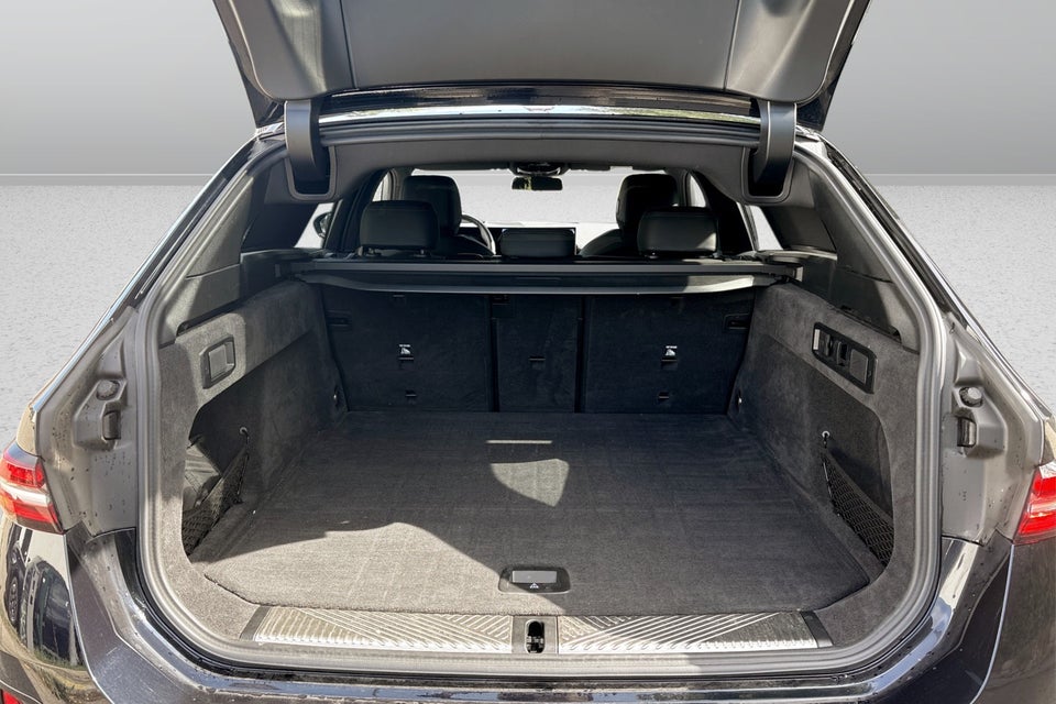 BMW i5 eDrive40 Touring Fully Charged M-Sport 5d