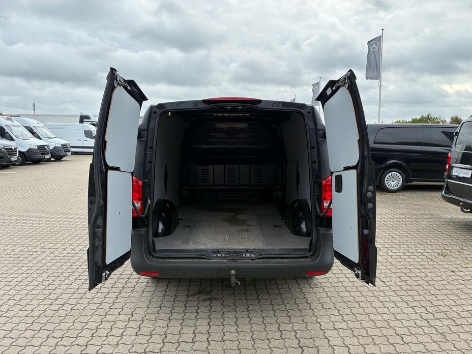 Mercedes Vito 114 2,0 CDi Kassevogn aut. L RWD