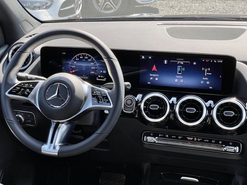 Mercedes GLA250 e 1,3 Progressive Advance aut. 5d