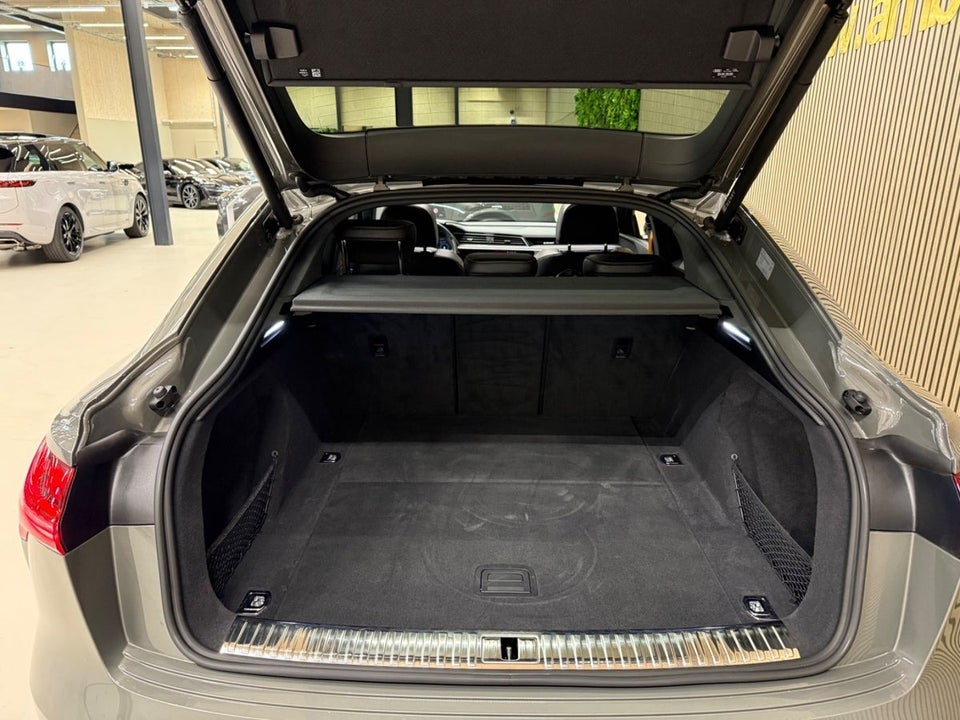 Audi e-tron 55 Black Edition S-line Sportback quattro 5d