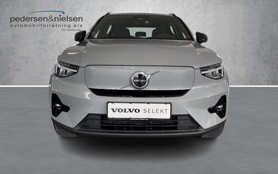 Volvo EX40 Extended Range Plus 5d