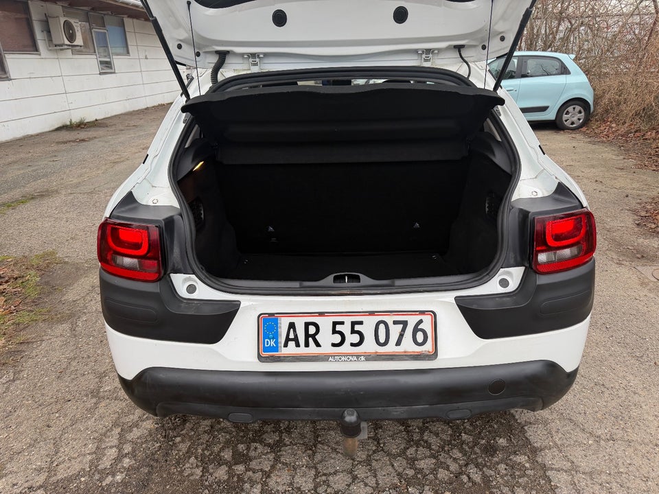 Citroën C4 Cactus 1,6 BlueHDi 100 Feel 5d