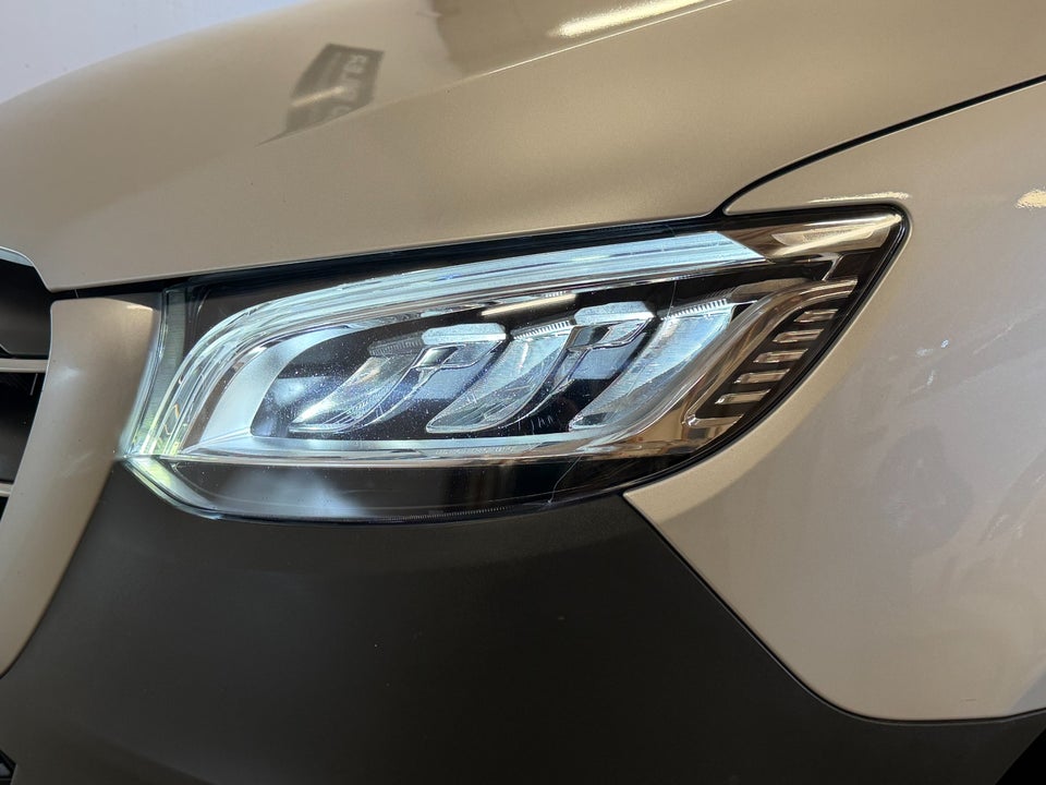 Mercedes Sprinter 319 2,0 CDi A2 Kassevogn aut. RWD