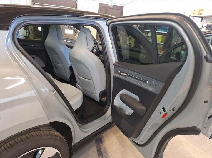 Volvo EX30 Extended Range Ultra 5d